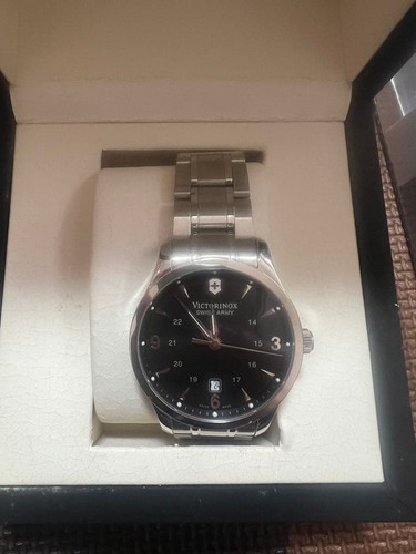 Victorinox swiss army - victorinox,